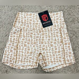 NWT Born Primitive Synergy Short, Cobblestone, Size Medium